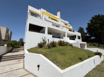 Departamento · 68m² · 3 Ambientes · 1 Cochera · Departamento en Venta a m del Mar