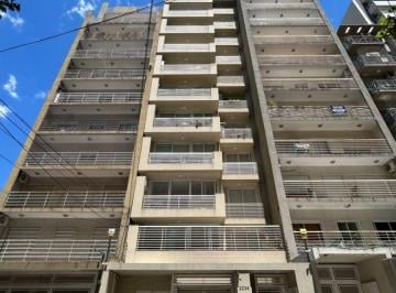 Departamento de 2 ambientes, General San Martín · Semipiso 2 Ambientes con Balcón - Cochabamba 2234, San Martín.