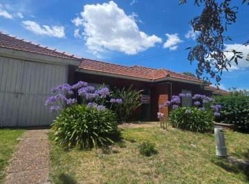 Casa de 3 ambientes, Mar del Plata · Compartimos en Lomas del Golf Este Hermoso Chalet en Calle de de La Enramada