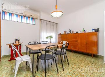 Casa · 100m² · 3 Ambientes · 1 Cochera · Casa en Venta Barrio San Martín