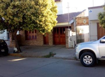 Casa de 3 ambientes, Villa María · Casa con 150 m² en Venta con 3 Dorm. en Villa María