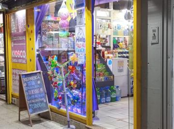 Fondo de comercio de 5 ambientes Venta USD 20.000 · Maxikiosco Zona Aldrei