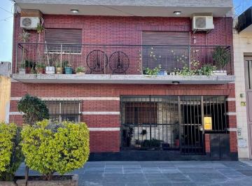 PH de 4 ambientes, Liniers · Liniers/villa Luro - PH 4 Ambientes - Bajas Expensas
