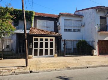 Casa de 5 ambientes, Morón · En Venta - Chalet 5 Ambientes en Haedo Centro