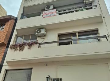 Departamento · 87m² · 4 Ambientes · Departamento en Almagro