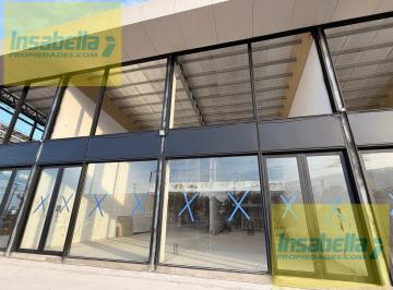 Local comercial · 290m² · 2 Ambientes · Local en El Jardin de Stella Maris