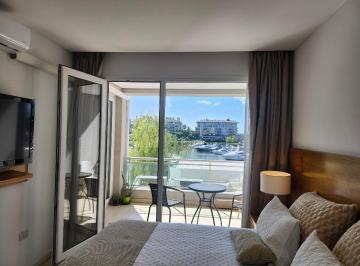 Departamento de 2 ambientes, Tigre · Impecable Condominio Wyndham Nordelta con Vista Al Río Amoblado - 2 Amb con Renta