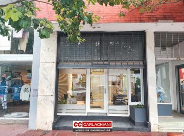 Local comercial · 144m² · Local en Las Parejas