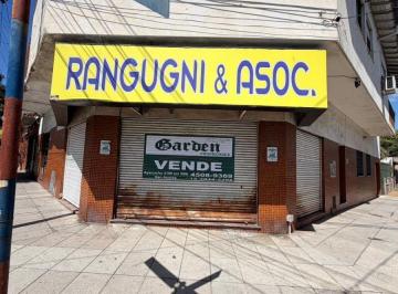 Local comercial , General San Martín · Local en Esquina de 35 m² Sobre 9 de Julio. Posesion Inmediata.