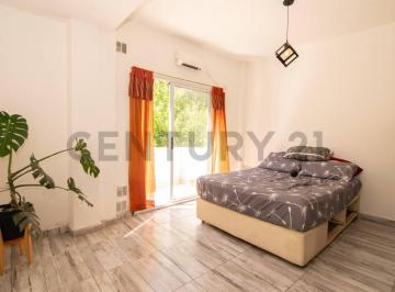 Departamento · 34m² · 1 Ambiente · Venta Monoambiente Amplio y Luminoso con Balcón Al Frente – Liniers - Se Acepta Permuta