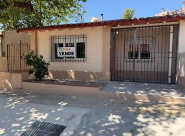 Casa de 5 ambientes, Ciudad de Mendoza · Venta Casa Reciclada - 6ta. Seccion - Ciudad - Mza