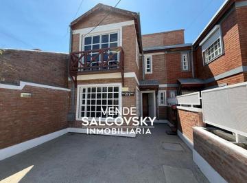 Departamento · 90m² · 3 Ambientes · 1 Cochera · Duplex en Venta de 2 Dorm. en Puerto Madryn