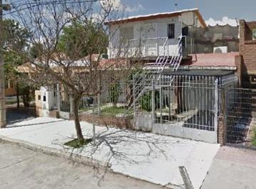Casa · 168m² · 4 Ambientes · Casa en Venta - 3 Dorm. 3 Baños - Córdoba