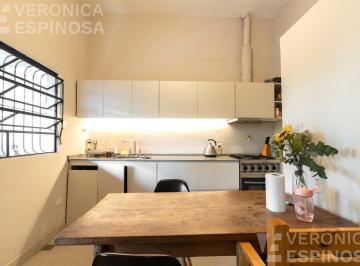 Casa · 110m² · 4 Ambientes · 1 Cochera · Casa de Cuatro Ambientes en Venta, Moron