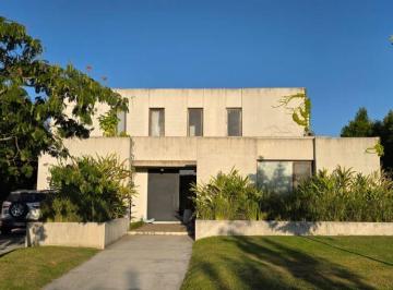 Casa de 7 ambientes, Tigre · Moderna Casa S/lote Interno3 Dorm + Playroom Jdin Piscina