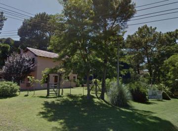Casa de 9 ambientes, Villa Gesell · 3 Propiedades en Block con Potencial de Expansión - Ideal Inversor