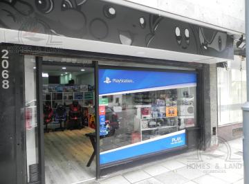 Local comercial · 97m² · 4 Ambientes · Oportunidad! Increible Local en Venta en Pleno Centro de La Ciudad! Oportunidad