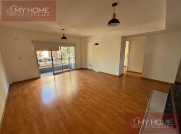 Departamento · 48m² · 2 Ambientes · Luminoso 2 Ambientes con Cochera y Baulera