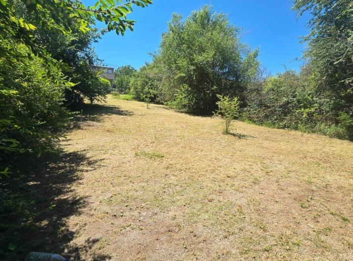 Terreno · 750m²