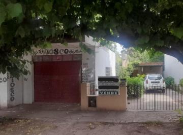 Campo · 110m² · 2 Dormitorios · 2 Cocheras · Excelente Vivienda C/local. Venta. Ituzaingo Norte a 50 m. Av Ratti