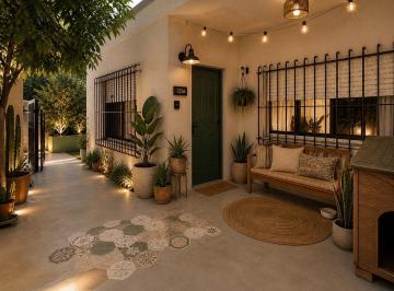 Casa · 159m² · 5 Ambientes · 3 Cocheras · Apto Credito Venta Casa Casa de Huespedes en Troncos del Talar, Tigre