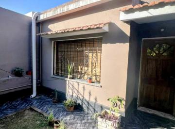Casa de 4 ambientes, Córdoba · Casa con Departamento Venta