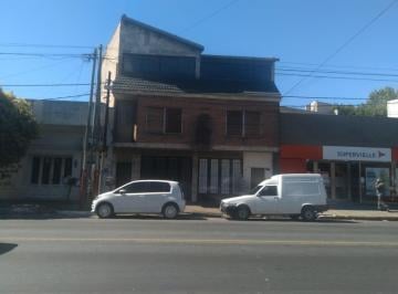 PH · 300m² · 8 Ambientes · 2 Cocheras · PH en Venta - 4 Dorm. 2 Locales 2 Baños - 300 m² - Lanús Oeste