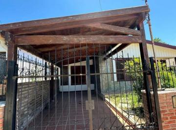 Casa de 6 ambientes, Río Ceballos · Venta Casa Rio Ceballos Calle Yerbal