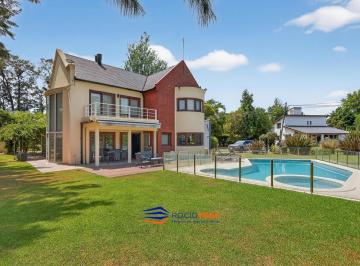 Casa · 338m² · 7 Ambientes · 7 Cocheras · Casa en Venta en Country Banco Provincia, Francisco Alvarez, Moreno.