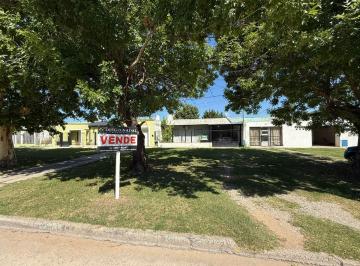 Casa de 4 ambientes, Ramallo · Casa a m del Río Paraná, Ramallo