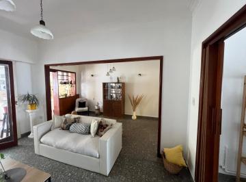 Casa · 120m² · 3 Ambientes · 1 Cochera · Casa en Venta La Plata