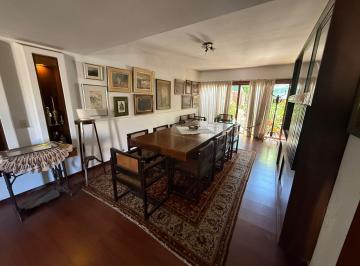 Casa · 322m² · 13 Ambientes · 1 Cochera · Venta - Casa - Santa Fe