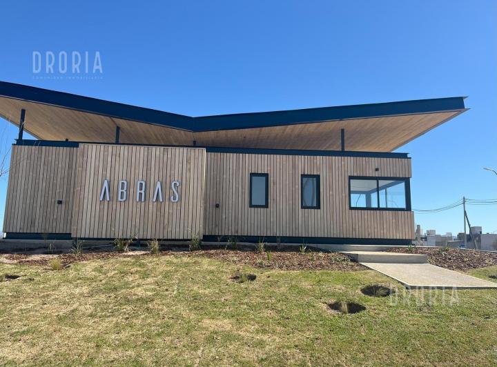 Terreno · 300m²