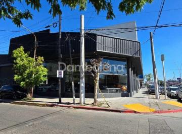 Local comercial · 598m² · Local en Alquiler, Moreno