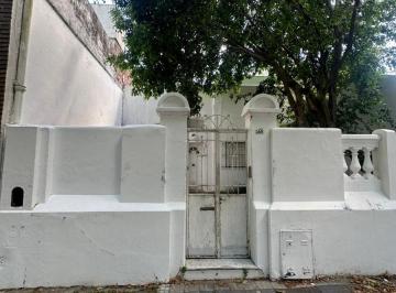 Casa · 200m² · 8 Ambientes · Casa en La Plata