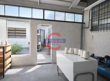Depósito · 550m² · 3 Cocheras · Depósito en Bernardino Rivadavia Al 3200