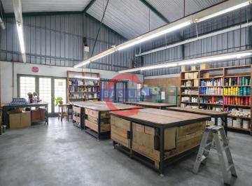 Depósito · 550m² · 3 Cocheras · Depósito en Bernardino Rivadavia Al 3200