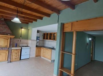 Departamento de 5 ambientes, Puerto Madryn · Departamento de 3 Habitaciones Amplias en Barrio Roca.