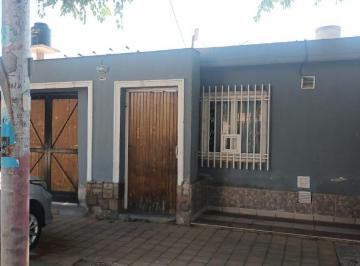 Casa de 4 ambientes, La Cieneguita · Inmobiliaria Country Roads Vende Casa en Las Heras