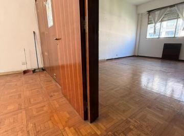 Oficina comercial · 40m² · 3 Ambientes · Oficina 2 Ambientes Al Frente Super Luminosa