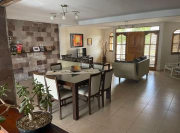 Casa de 3 ambientes, San Rafael · Casa con Salón Comercial Barrio Alberdi