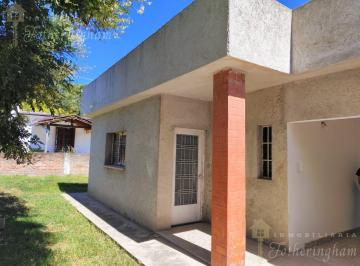 Casa · 2 Ambientes · 1 Cochera · Casa en Santa Rosa de Calamuchita