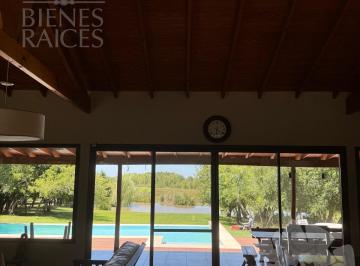 Casa · 218m² · 6 Ambientes · Hermosa Chacra en Estancia El Aduar (Club de Chacras), Zárate
