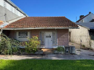PH · 59m² · 3 Ambientes · 2 Cocheras · Chalet PH de 3 Amb con Patio y Entrada Para 2 Autos