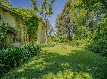 Casa · 130m² · 3 Ambientes · Casa Quinta de 4200 m² + Parque Vegetación + Pileta