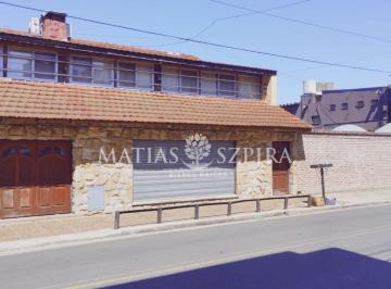 Casa · 287m² · 7 Ambientes · Venta de Casa 6 Ambientes en Haedo, Morón