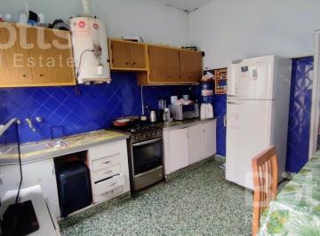 Casa · 145m² · 6 Ambientes · Casa - Villa Lugano