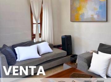 Casa · 284m² · 5 Ambientes · 1 Cochera · Se Vende Casa en Los Boulevares