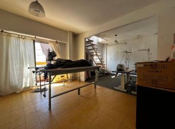 Departamento de 3 ambientes, Avellaneda · Hermoso Depto 3 Ambientes con Terraza!