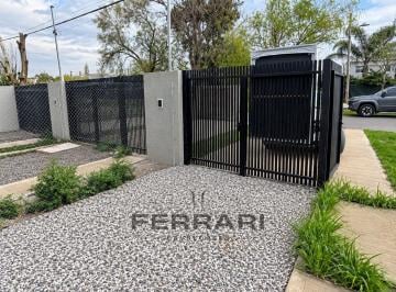 Casa · 78m² · 3 Ambientes · 1 Cochera · Dúplex Tierra Nueva - Fisherton en Venta
